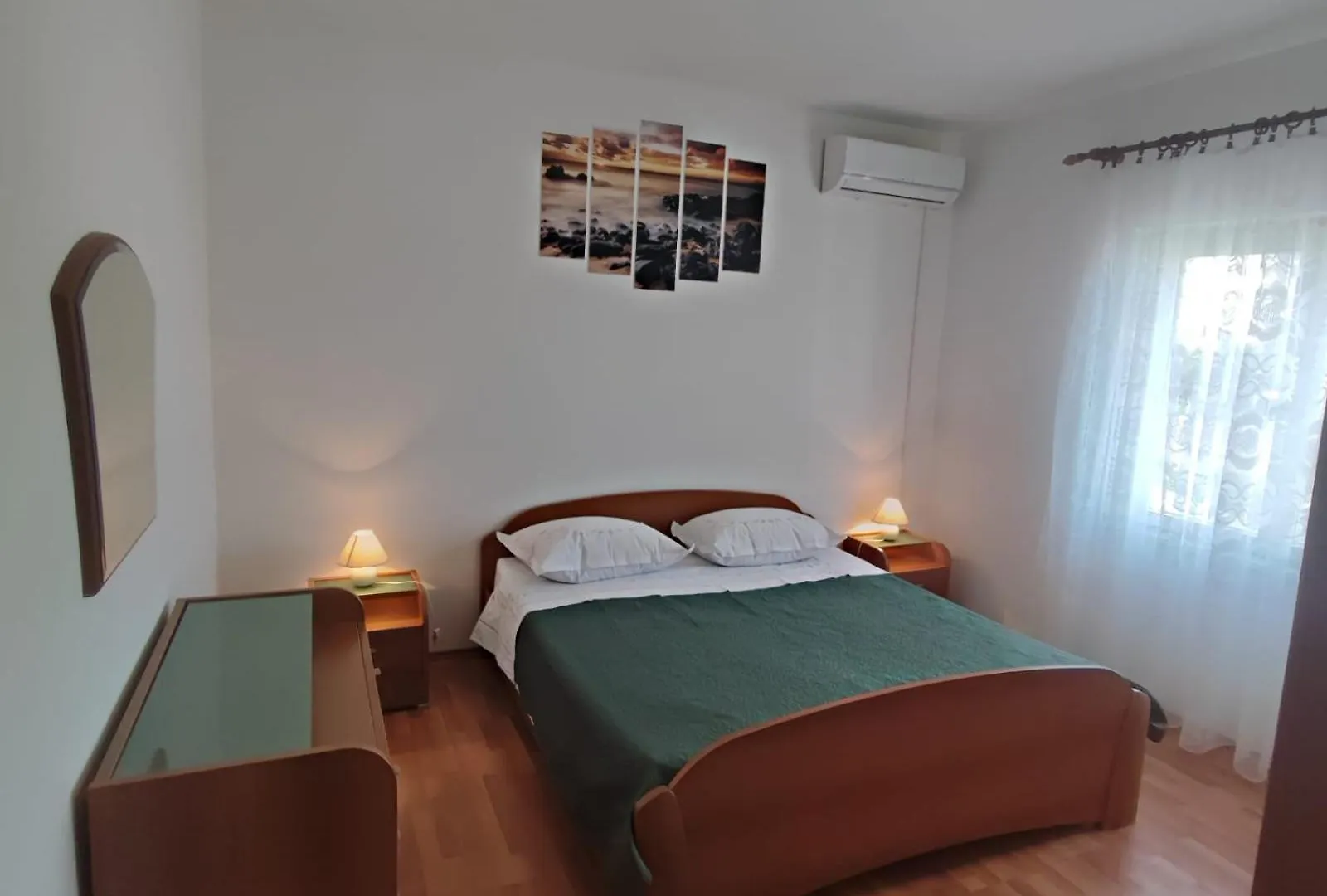 Apartment Filip Trogir 0*,